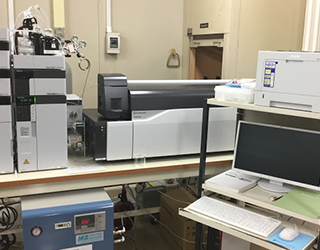 LC-MS/MS:Shimadzu; LCMS8045
