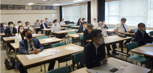 有朋会総会と有吉名誉教授の米寿のお祝いを行いました